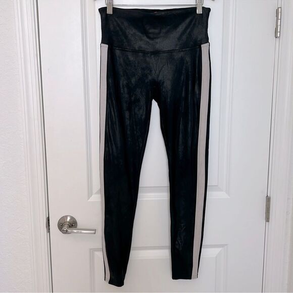 Spanx Black Faux Leather Side Stripe High Waist Leggings Size Large - Picture 5 of 9